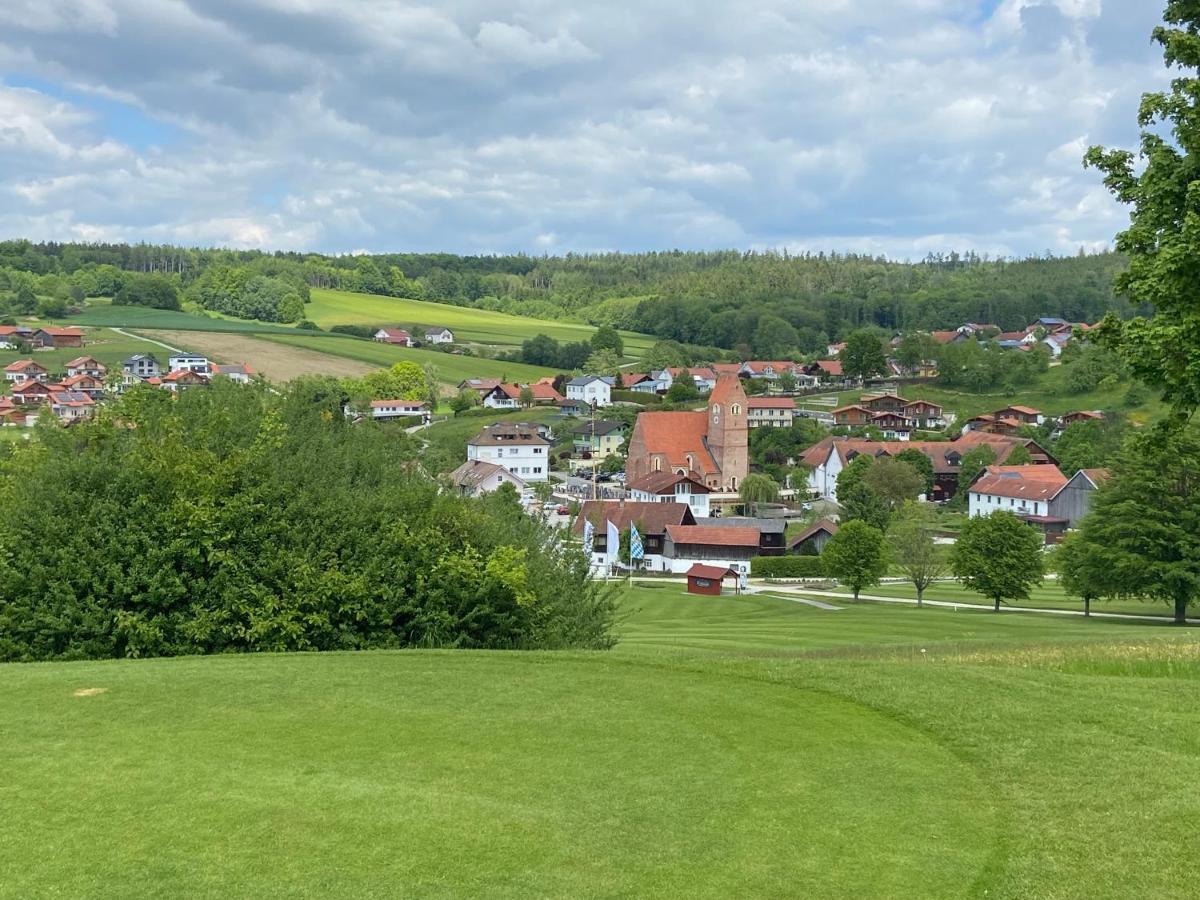 Golfchalet Uttlau Bad Griesbach  Buitenkant foto